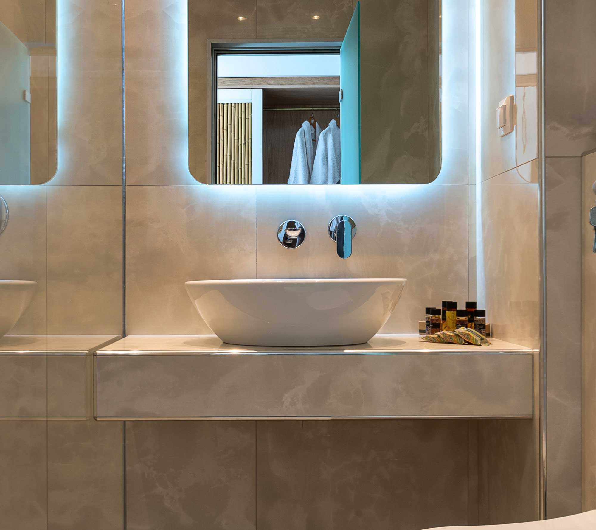 Watermarks Kitchen and Bath Boutique (Kitchener) photo 3